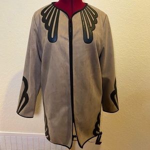 Luii | Mauve Leather Coat with Brown Leather Detailing XL 🧥👜✨